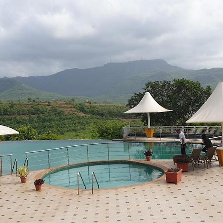 Wildernest Hilltop Resort Mangvadi Dış mekan fotoğraf
